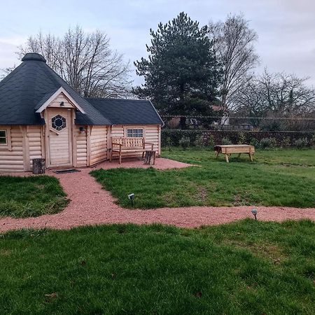 Les Cabanes Du Grand Nord Pradines  Dış mekan fotoğraf