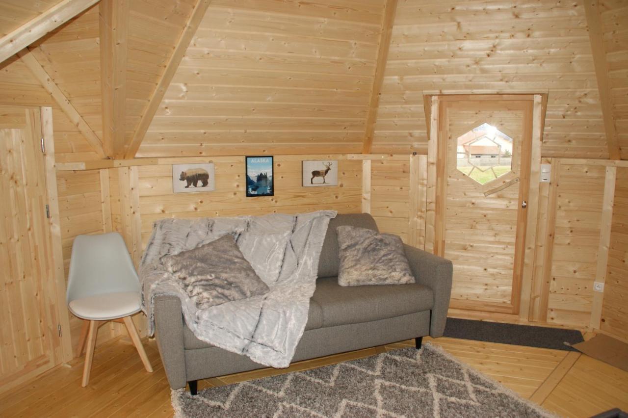 Les Cabanes Du Grand Nord Pradines  Dış mekan fotoğraf