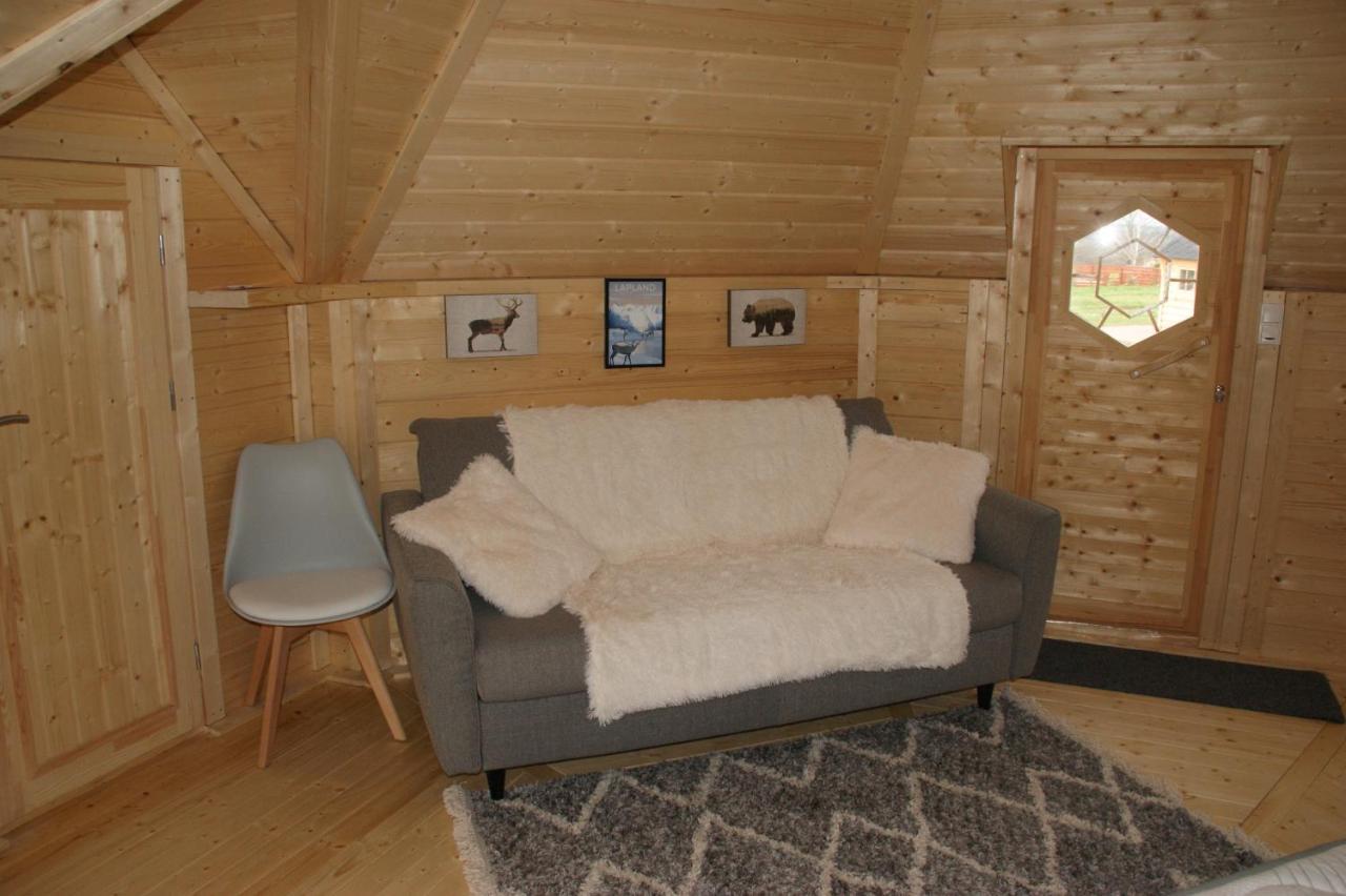 Les Cabanes Du Grand Nord Pradines  Dış mekan fotoğraf