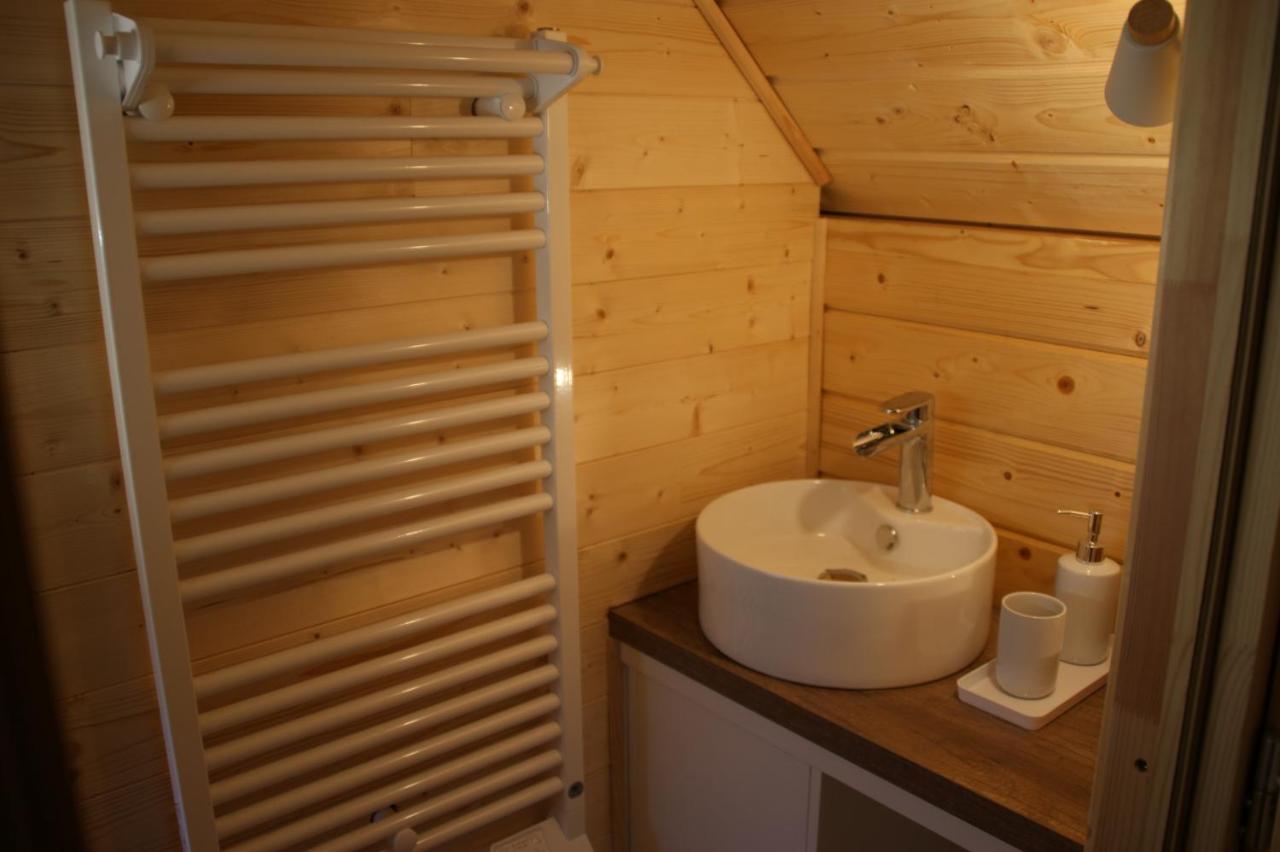 Les Cabanes Du Grand Nord Pradines  Dış mekan fotoğraf